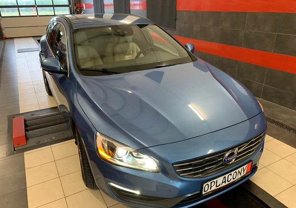 Volvo V60 cena 45500 przebieg: 210000, rok produkcji 2014 z Skaryszew małe 172